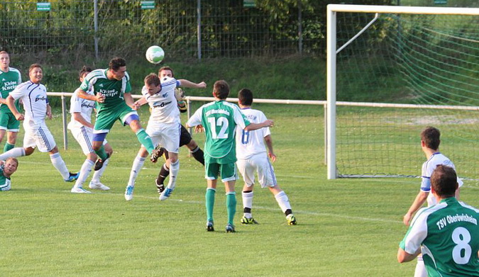 2011-08-19 TSV Oberöwisheim - Kreuzers wuchtiger Kopfball zum Ausgleich_675 2011-08-19 TSV Oberöwisheim - Kreuzers wuchtiger Kopfball zum Ausgleich_675